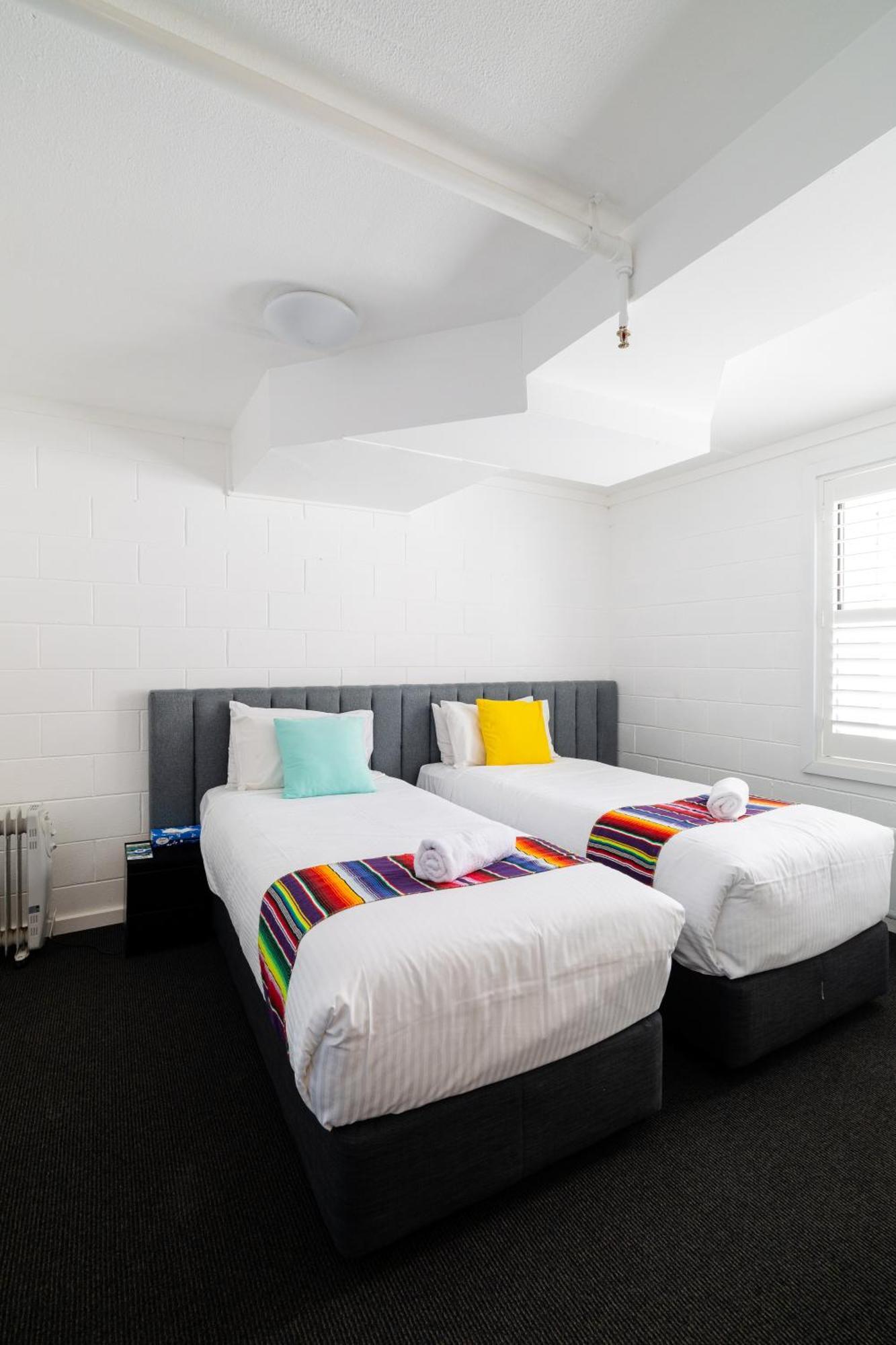 Stillwell Hotel Charlotte Pass Екстериор снимка